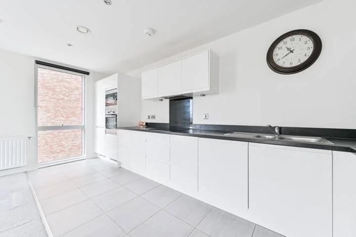 Property photo 1 of 10 Image