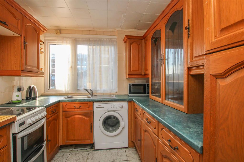 Property photo 3 of 10 Img_1055.Jpg