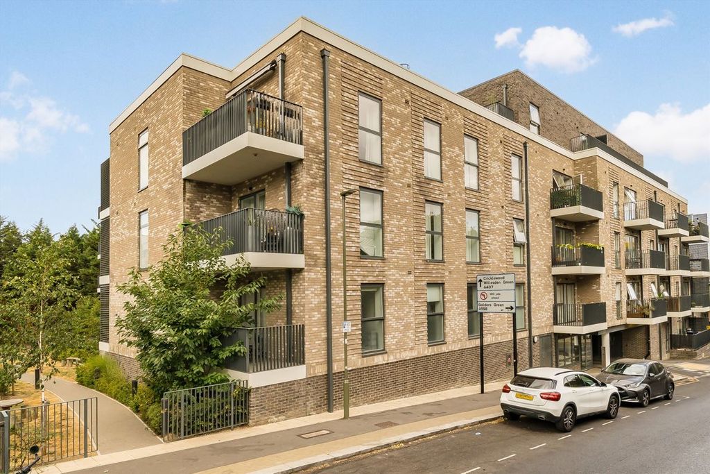 Property photo 1 of 7