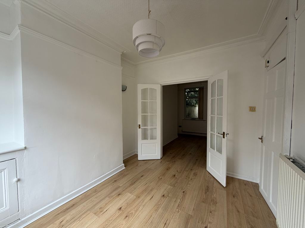 Property photo 3 of 10 Photo 7