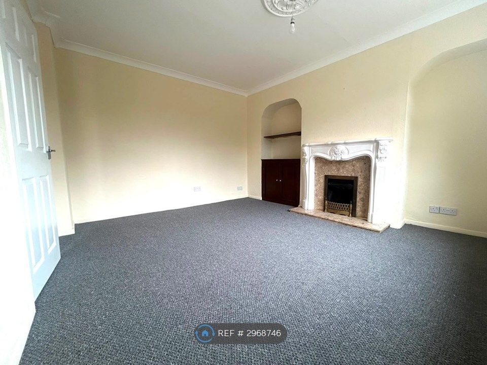 Property photo 2 of 29