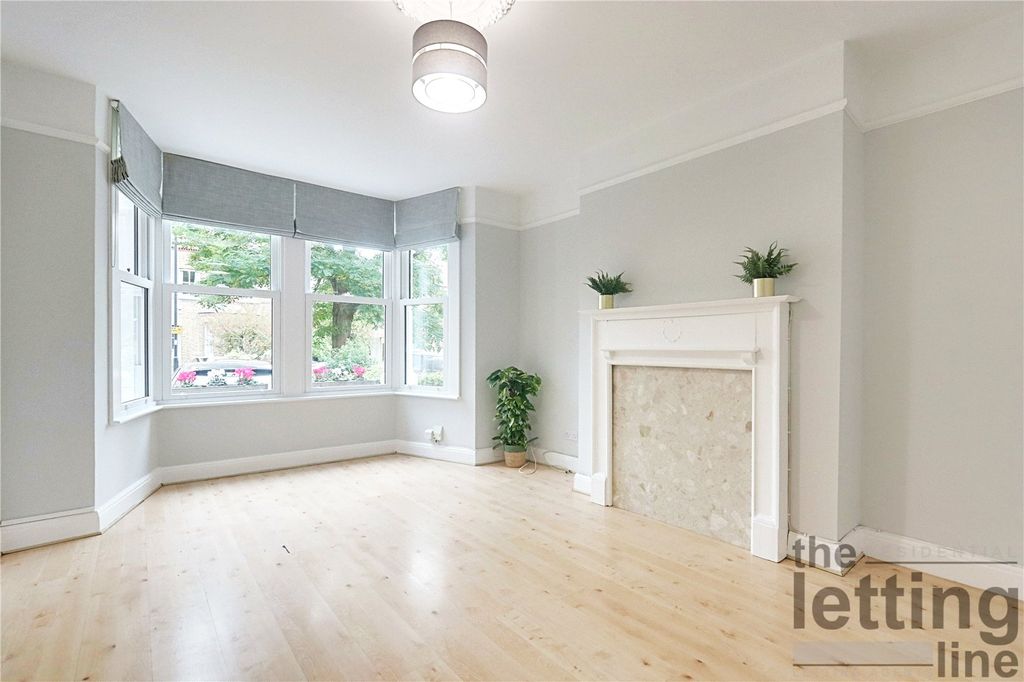 Property photo 2 of 13 Picture No. 36