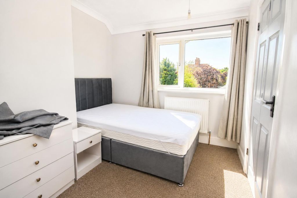 Property photo 2 of 13 Fe24F806-9B6E-42ee-A34B-0232Debad108.Png