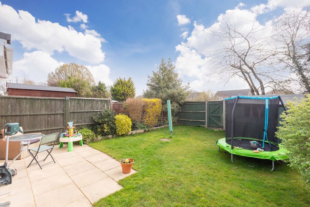 Property photo 3 of 15