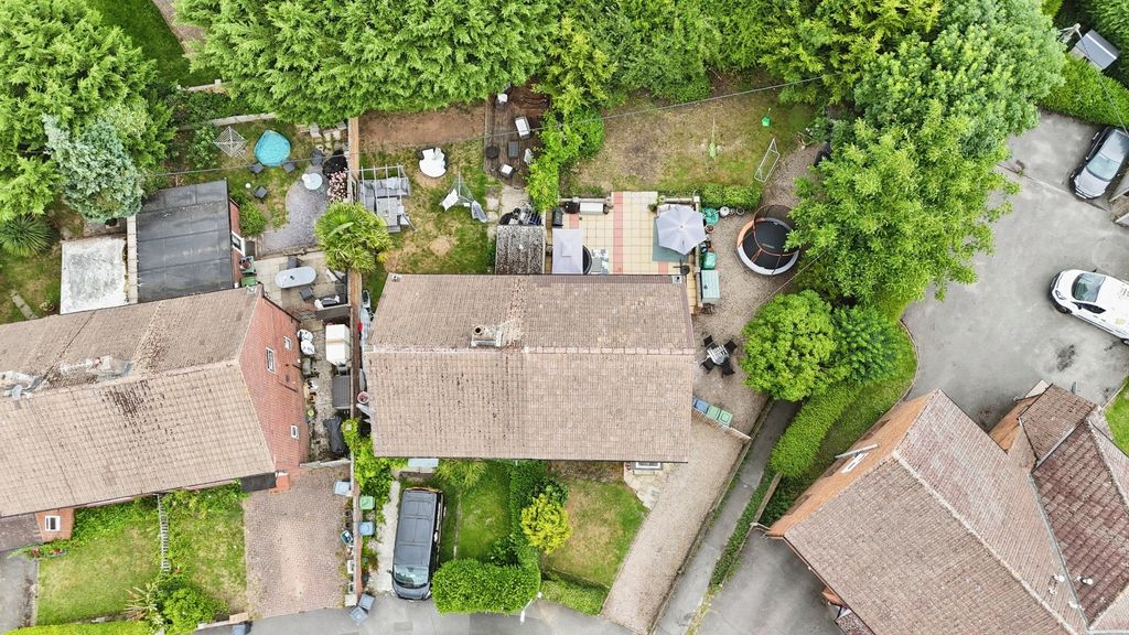 Property photo 2 of 17 5269523