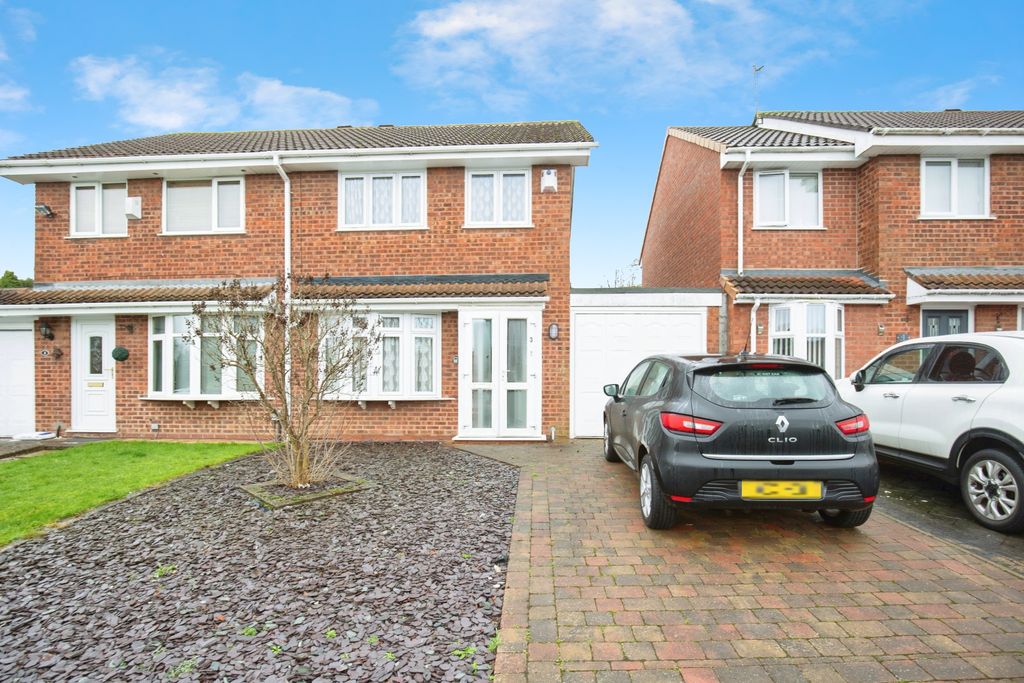 Property photo 1 of 16 A84521Bb-Mw-9942