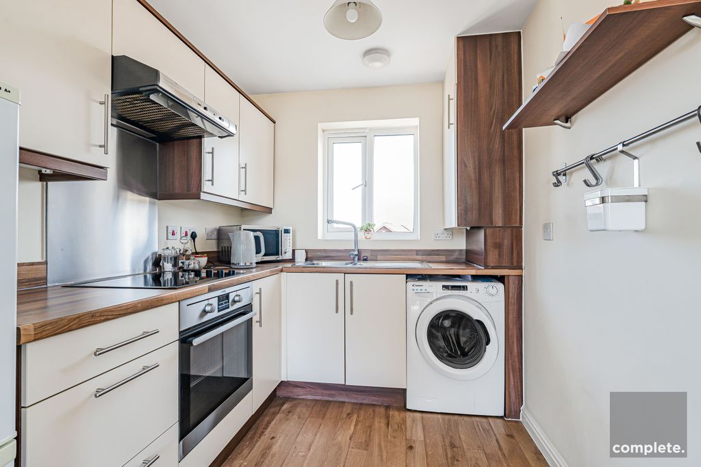Property photo 3 of 10 11_89752_Watermarked