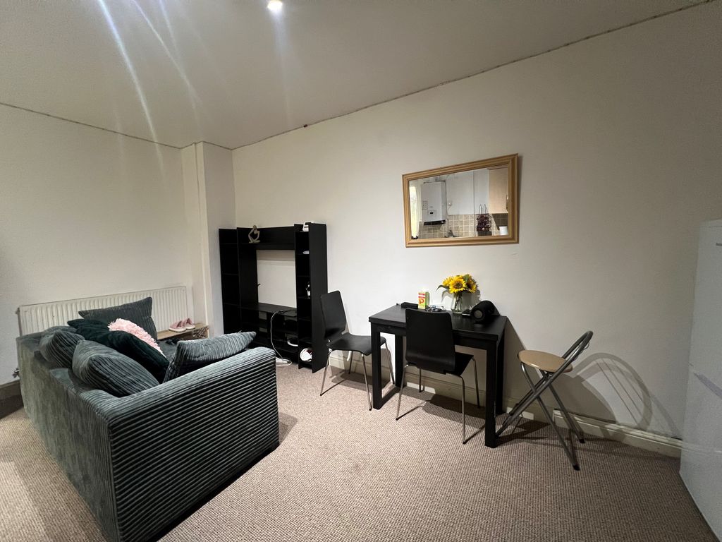 Property photo 2 of 5 Bathroom