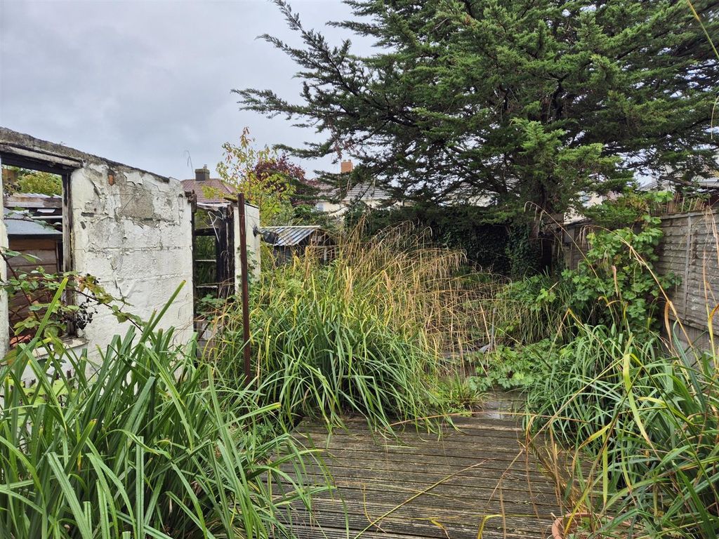 Property photo 2 of 10 20251003_120401_Resized.Jpg