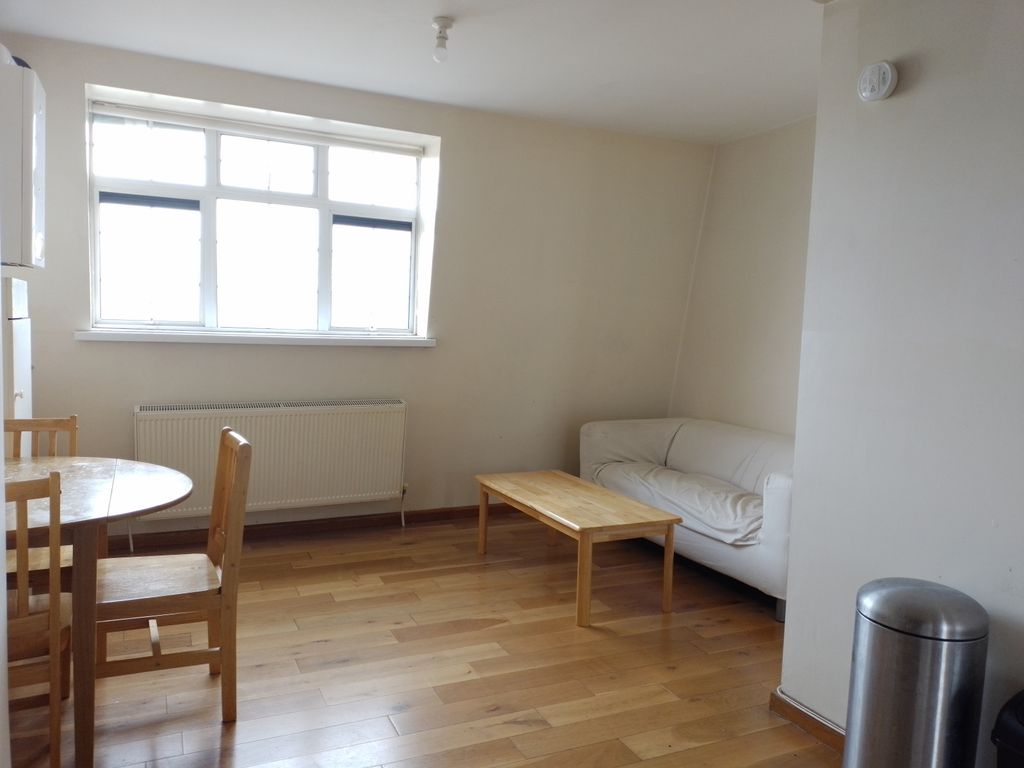 Property photo 2 of 9 Gallery