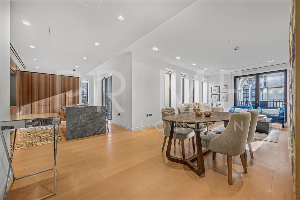 Property photo 1 of 24 Dining (1).Jpg