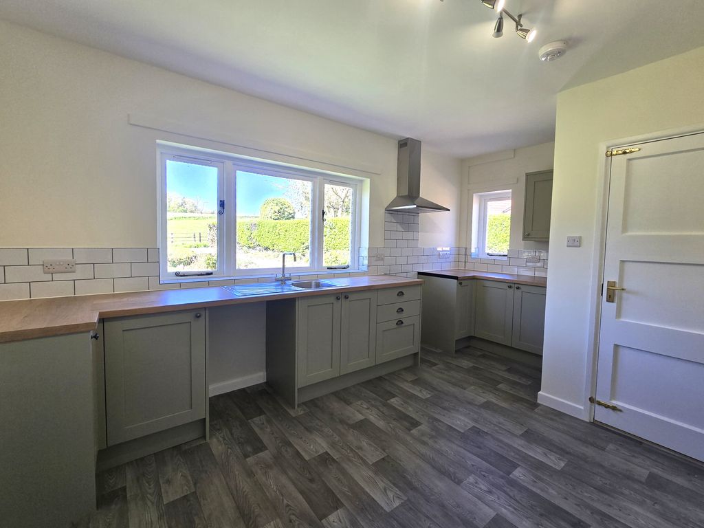 Property photo 2 of 17 20260429_114404