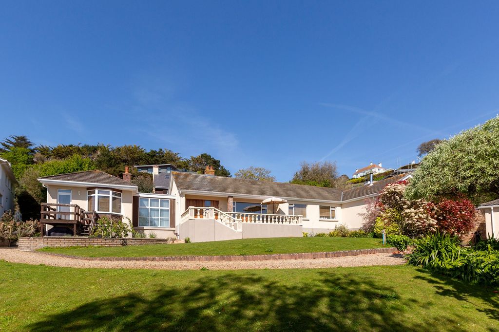 Additional image 3 of 4 bed detached house for saleMaison Du Cerisier, St Brelade JE3