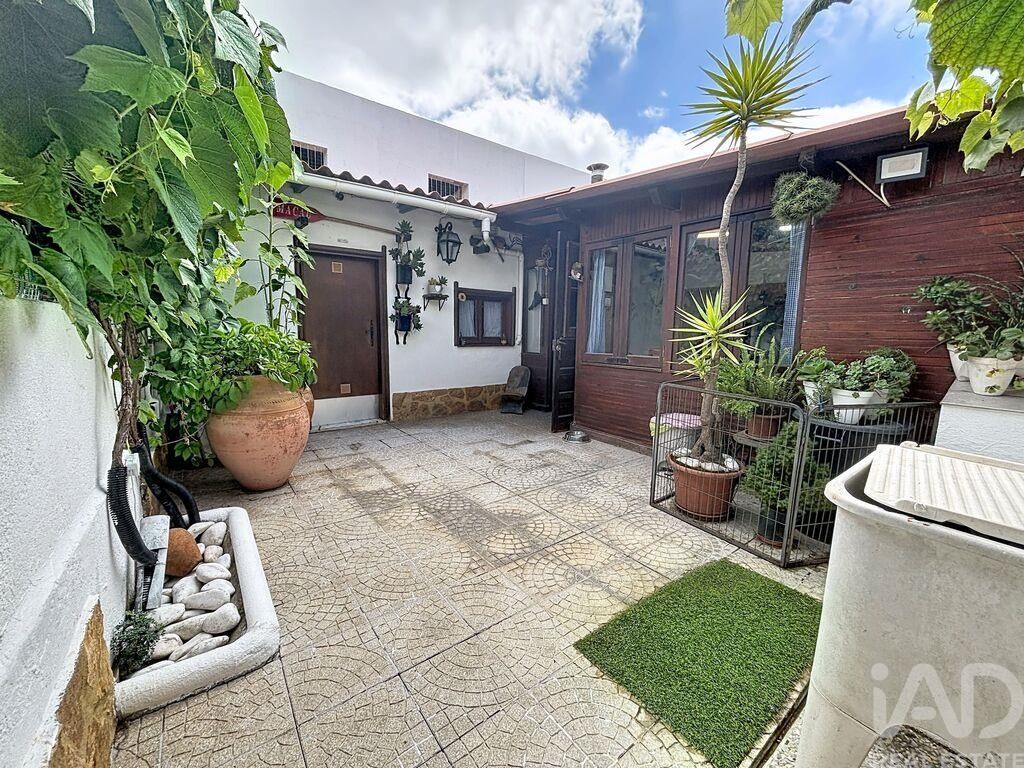 Property photo 1 of 26