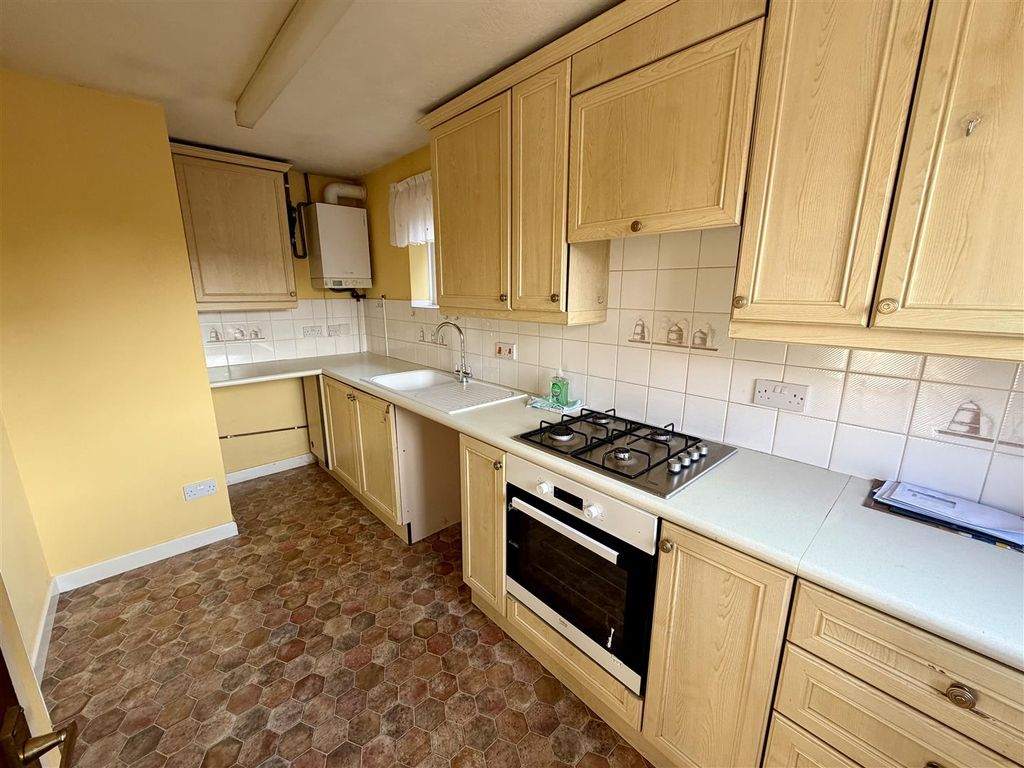 Property photo 3 of 8