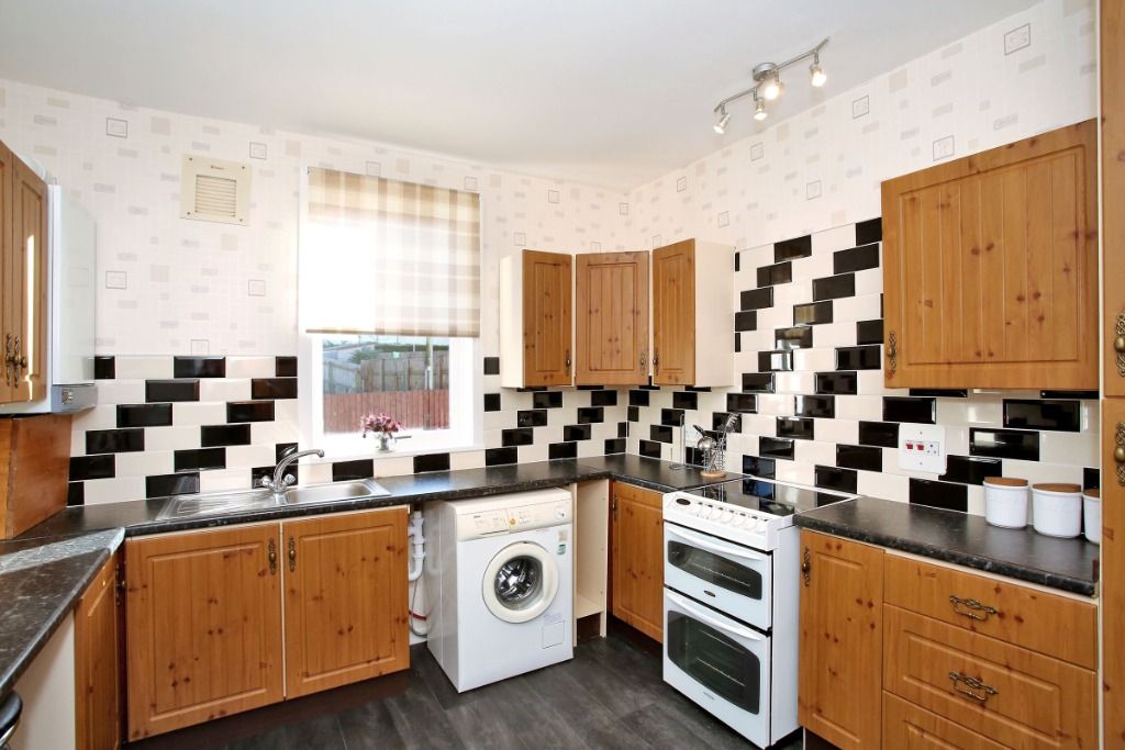Property photo 2 of 13