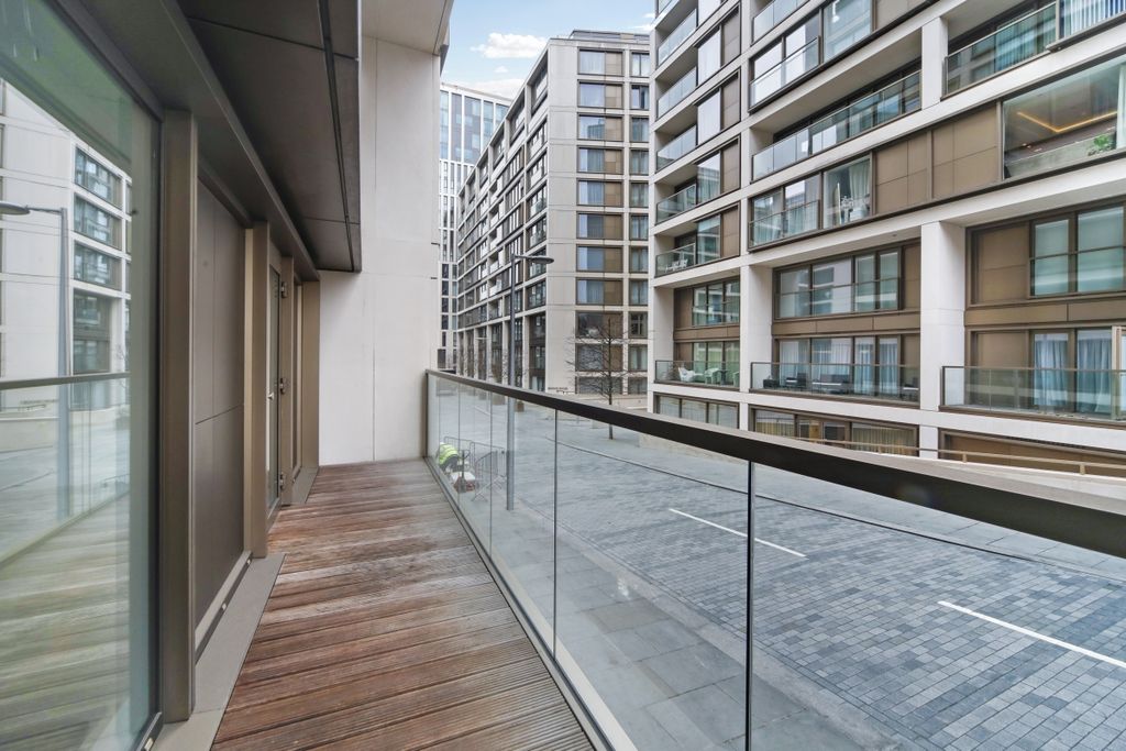 Property photo 1 of 12 Charles House