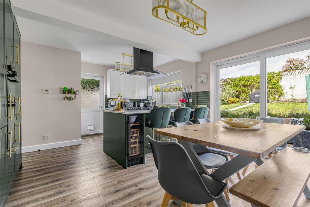 Property photo 2 of 16 17_79134.Jpg