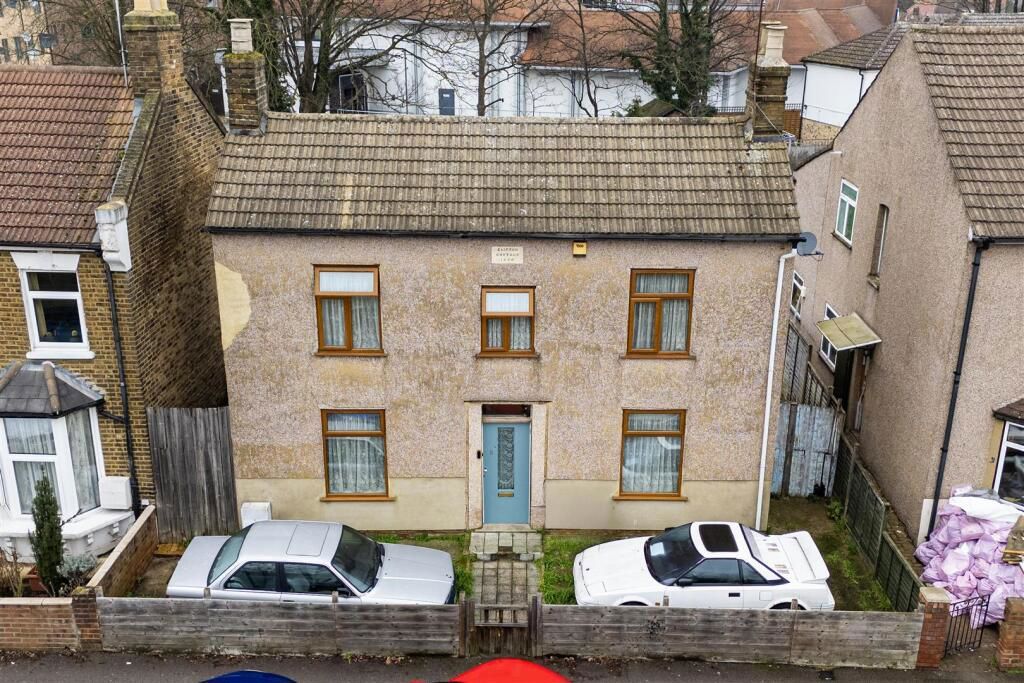 Property photo 1 of 28