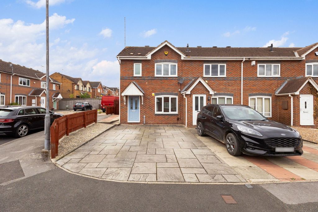 Property photo 1 of 17