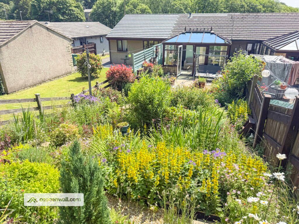Property photo 1 of 27