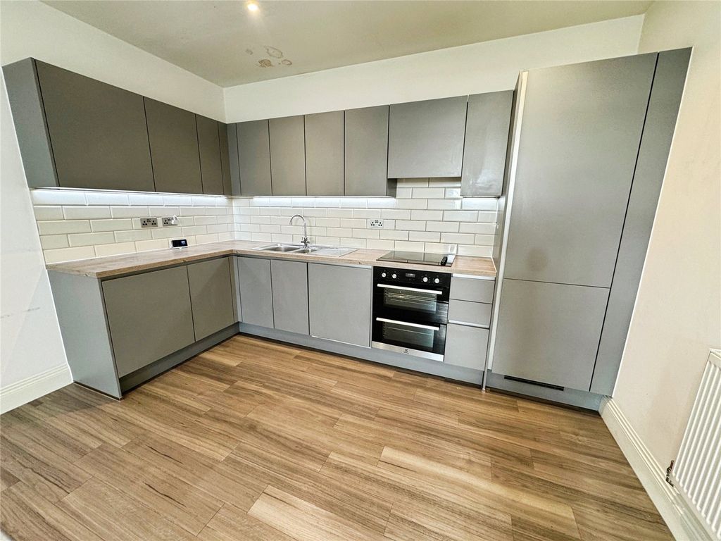 Property photo 3 of 17 Picture No. 17