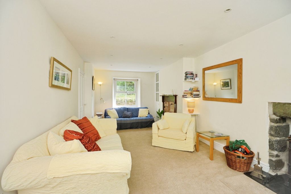 Property photo 3 of 20 Pbox-Img.Jpg