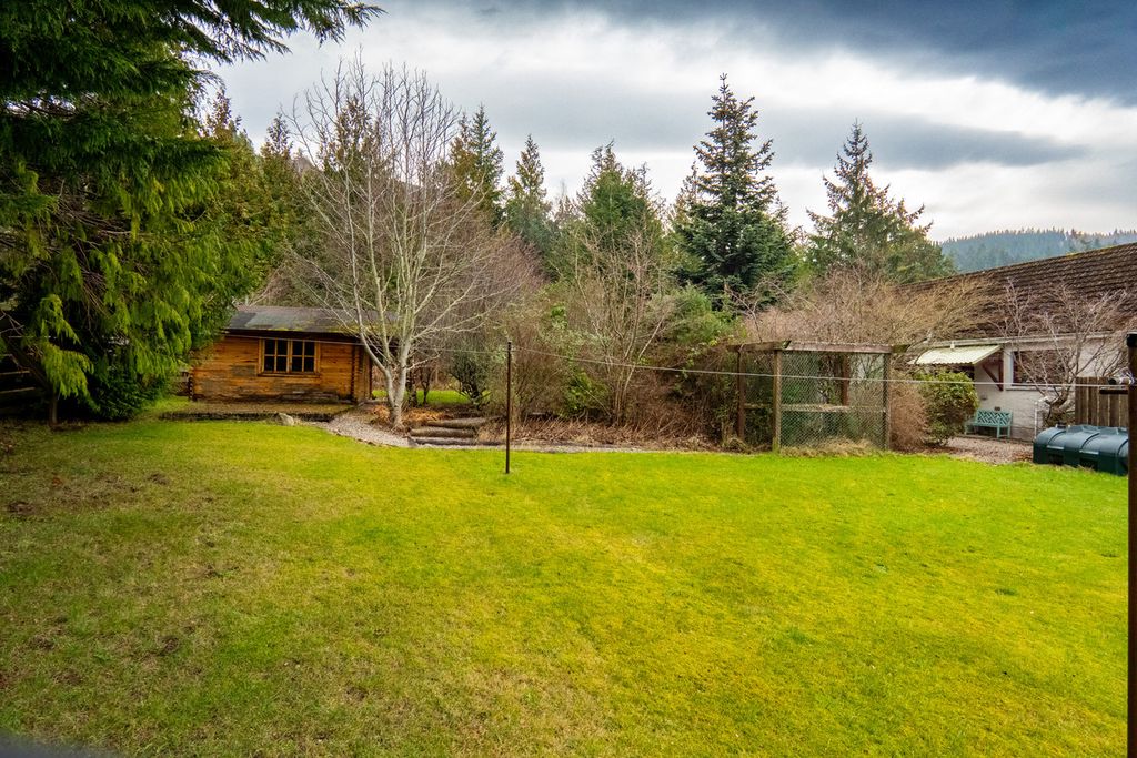 Property photo 3 of 32