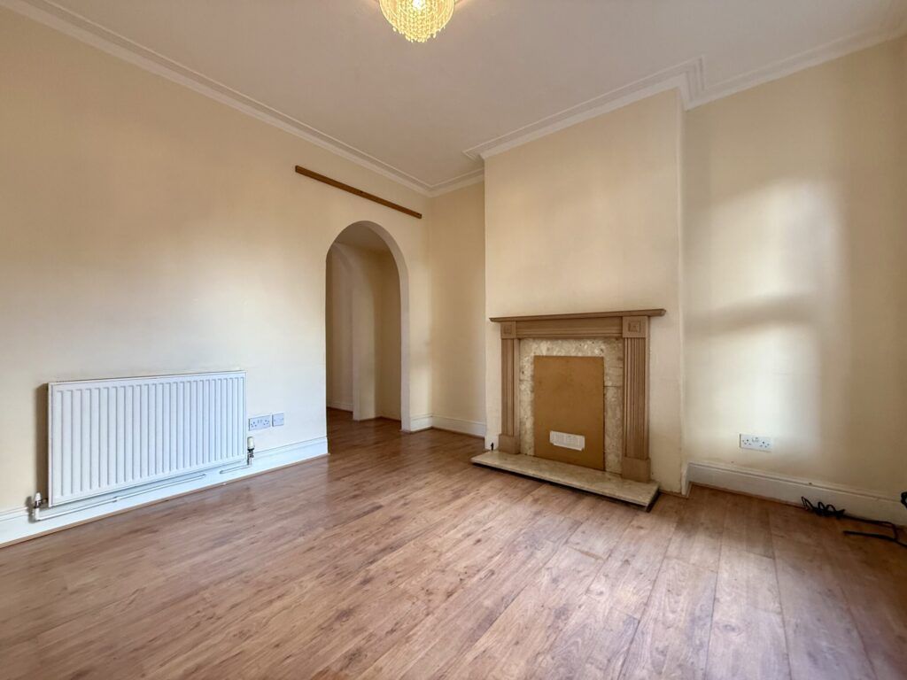 Property photo 3 of 29