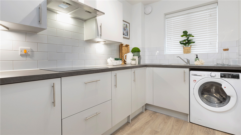 Property photo 1 of 7 Kitchen