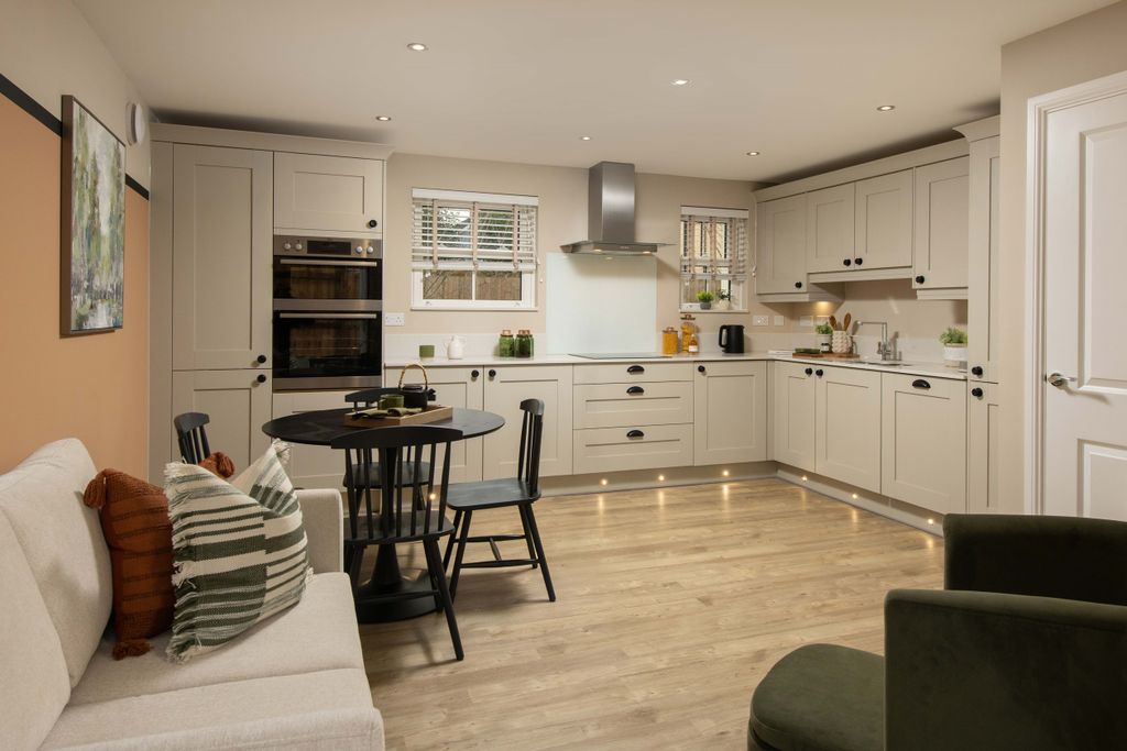 Property photo 2 of 9 St Peters Chase Allerthorpe Kitchen Diner