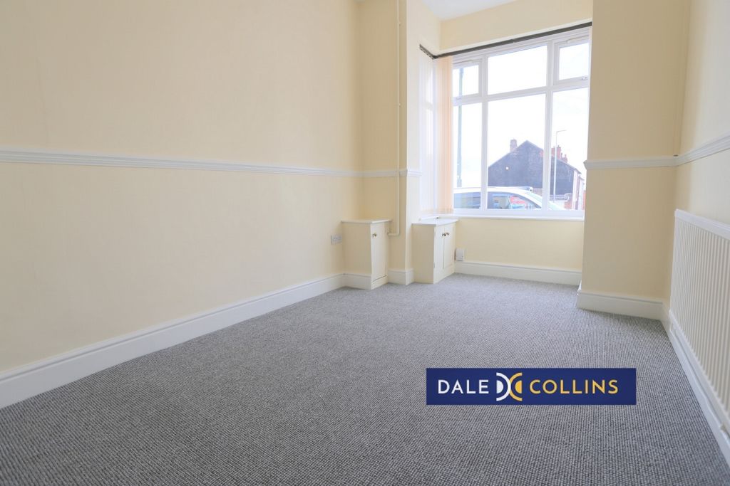 Property photo 2 of 9 Photo 3