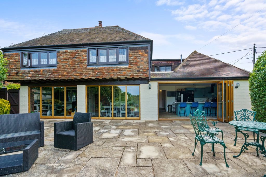 Property photo 3 of 28 Patio