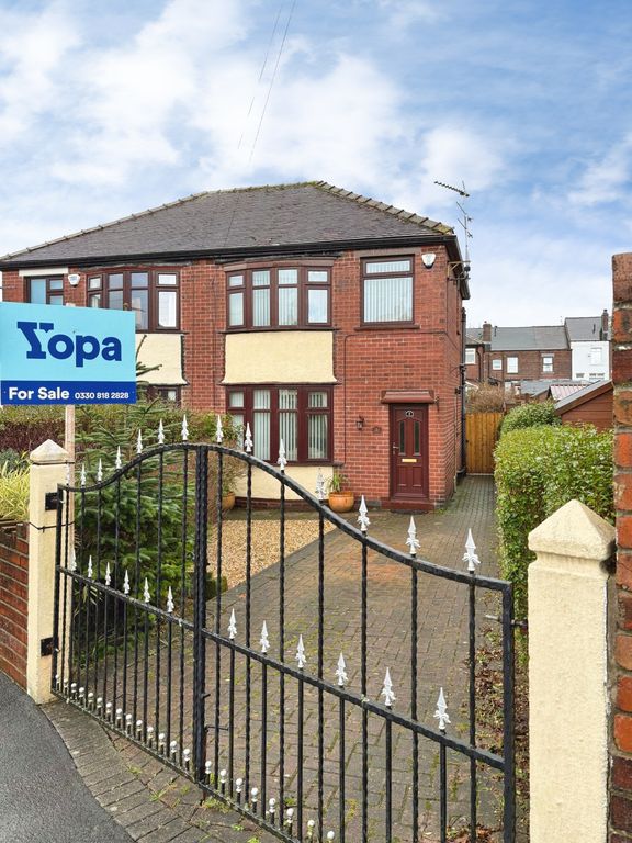 Property photo 1 of 13 Property Front