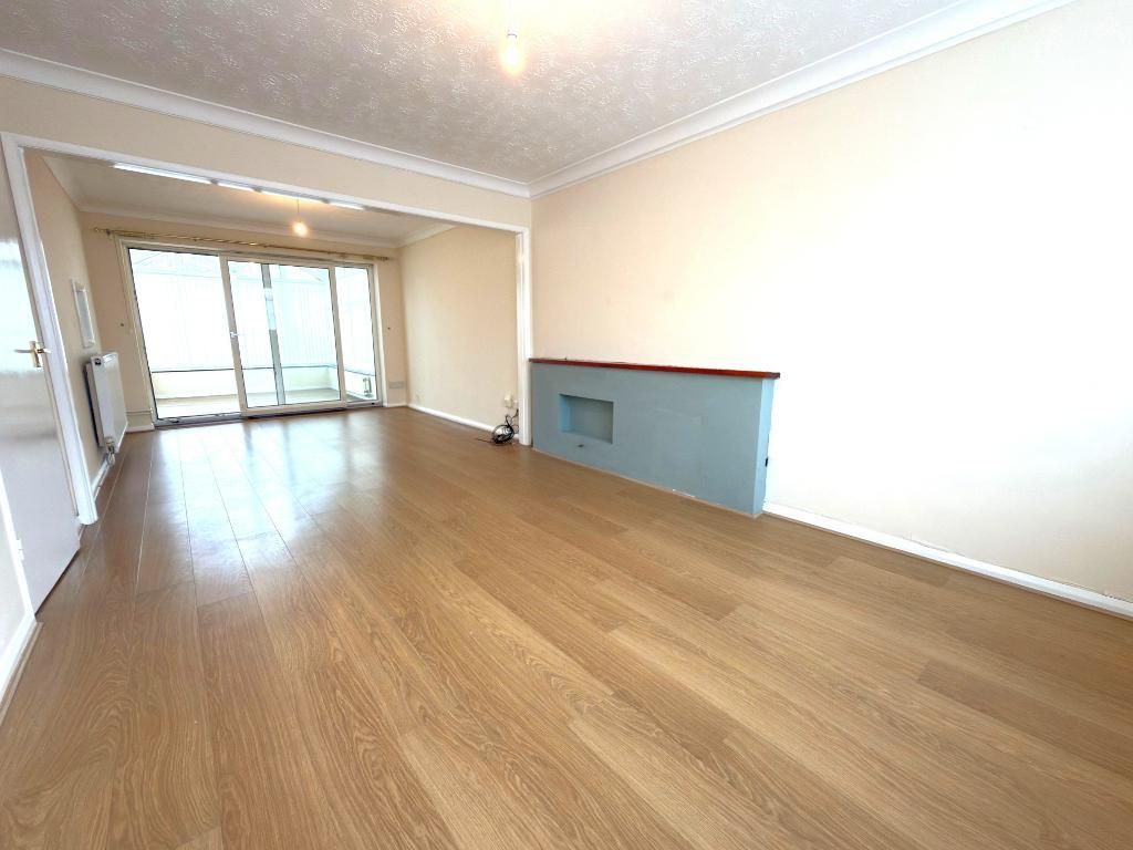 Property photo 3 of 15 Photo 3