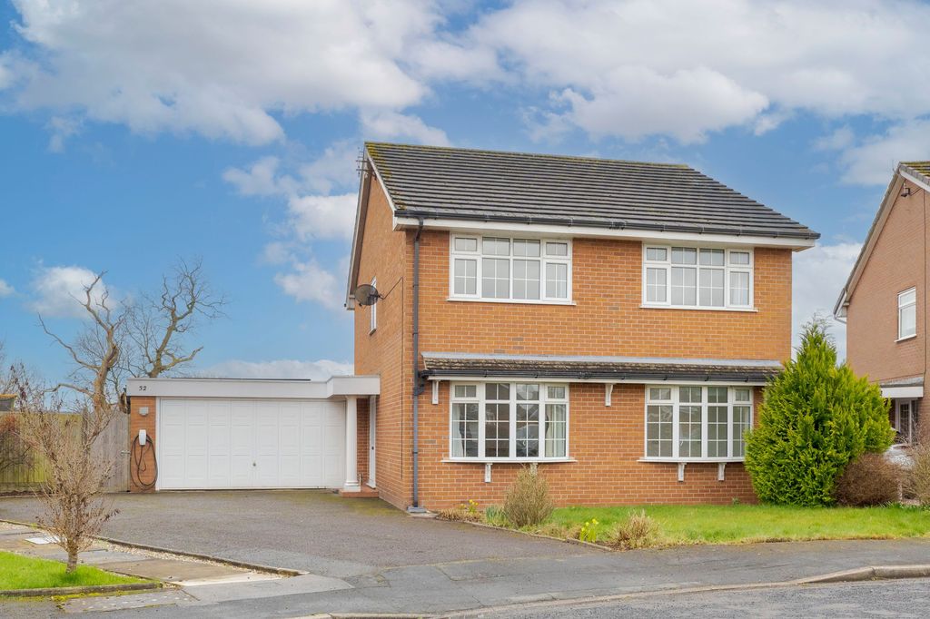 Property photo 1 of 46