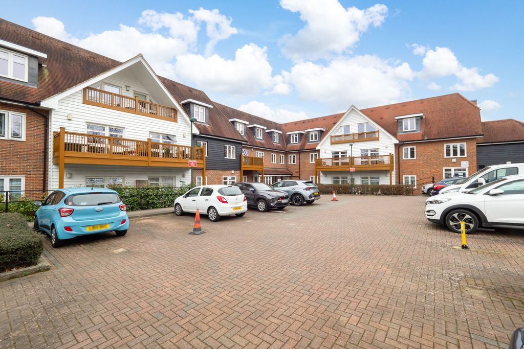 Property photo 1 of 11 Picture No. 02