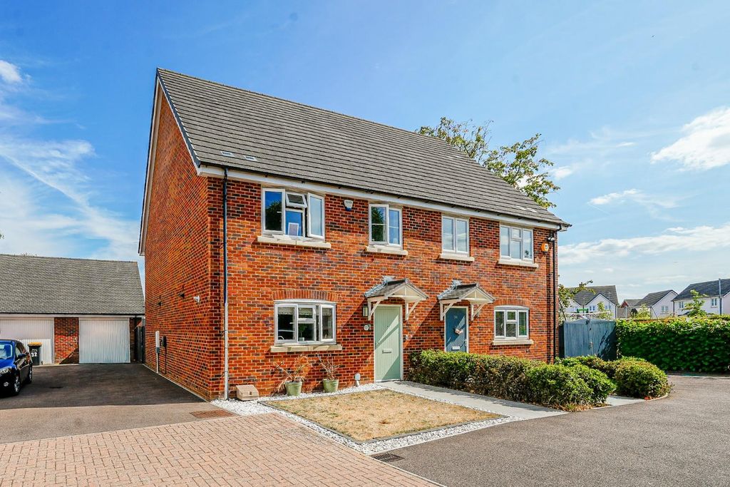 Property photo 1 of 23