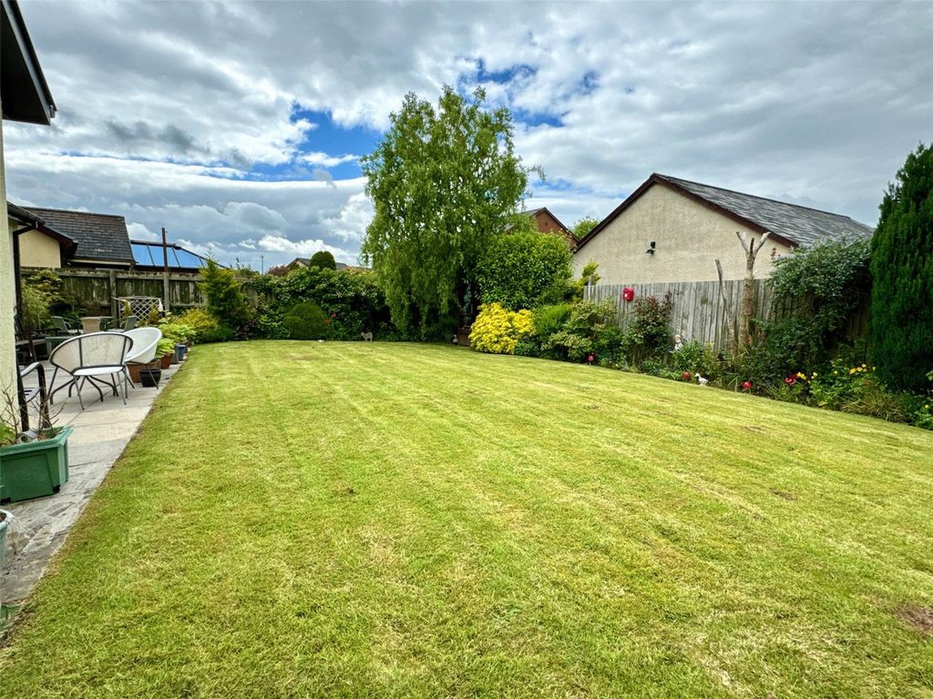 Property photo 2 of 18 Picture No. 03