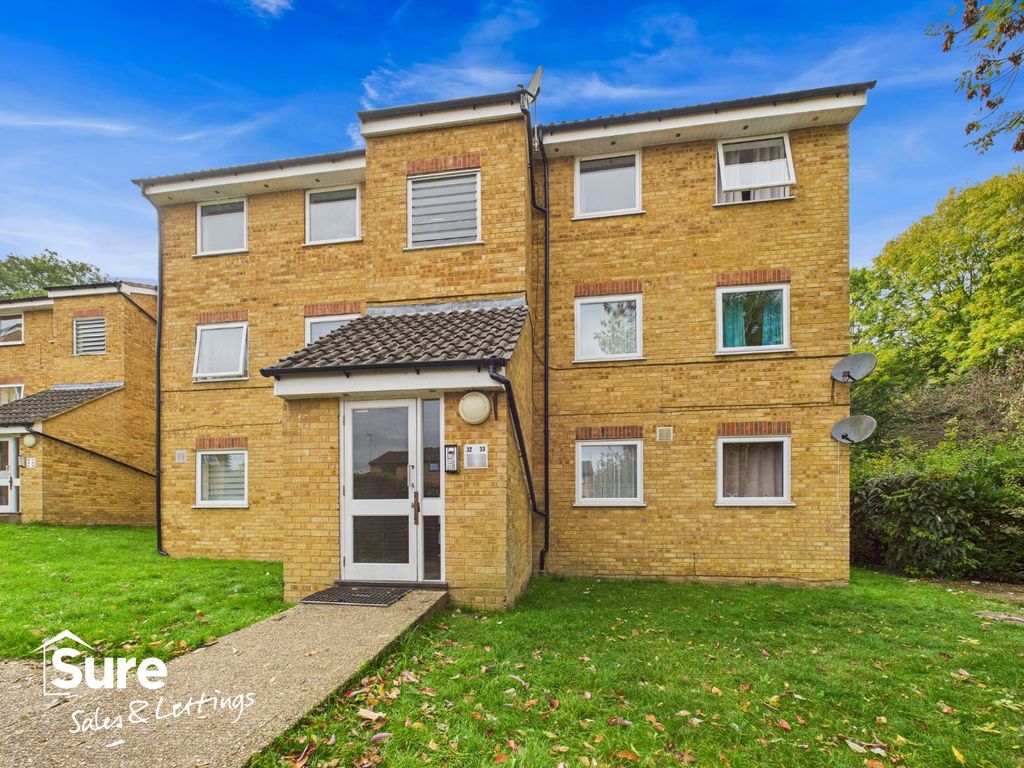 Property photo 2 of 15 1152312