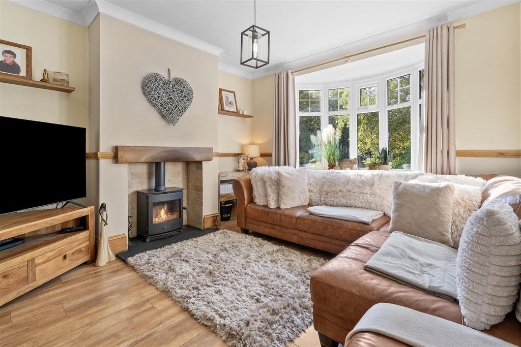 Property photo 3 of 20