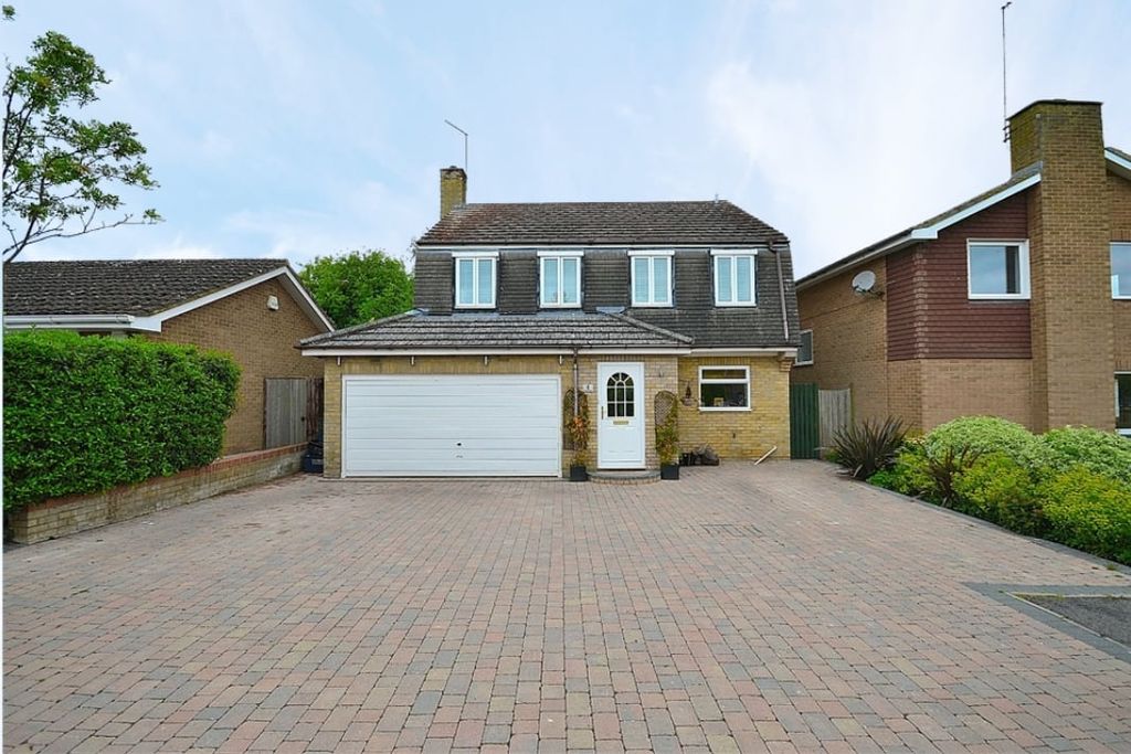 Property photo 1 of 17