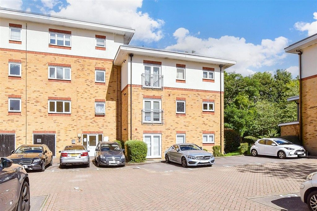 Property photo 2 of 12 Front