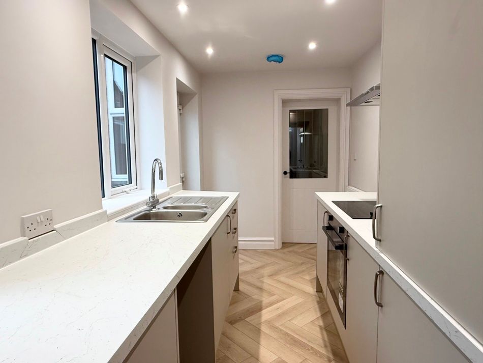 Property photo 3 of 14 Img_E3160