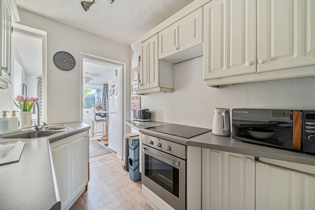 Property photo 3 of 20 1397641-13-69679A...