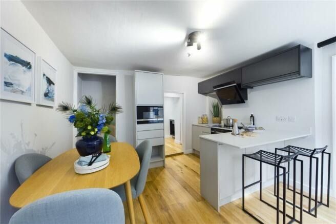 Property photo 2 of 10 3410482