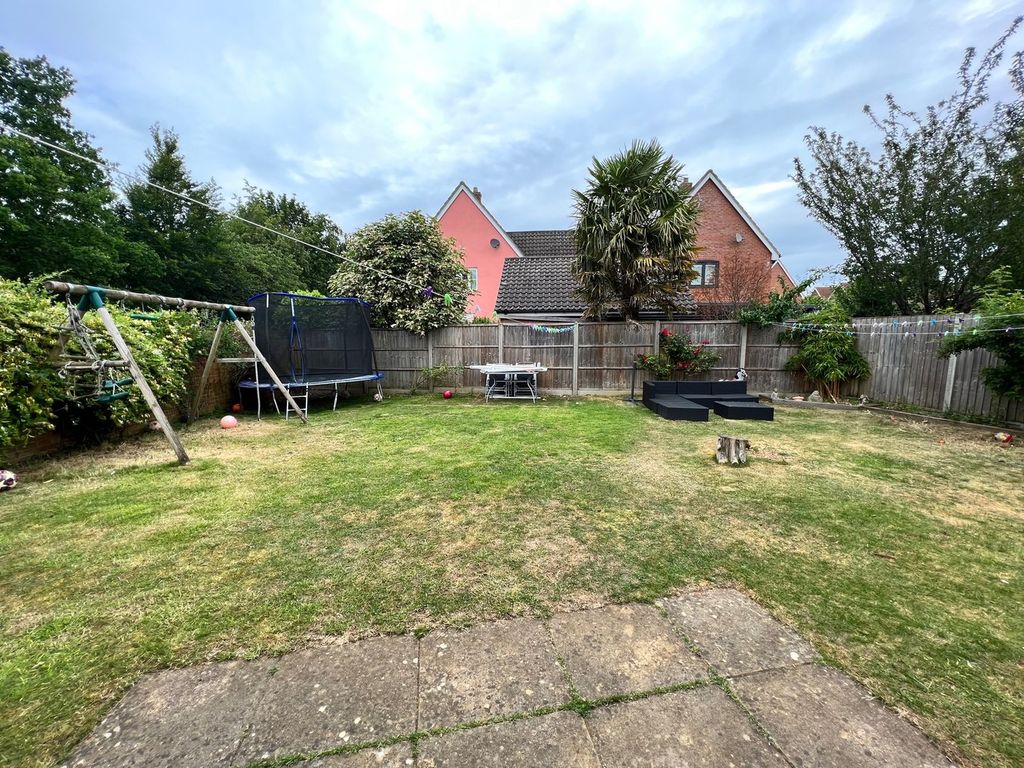 Property photo 2 of 7