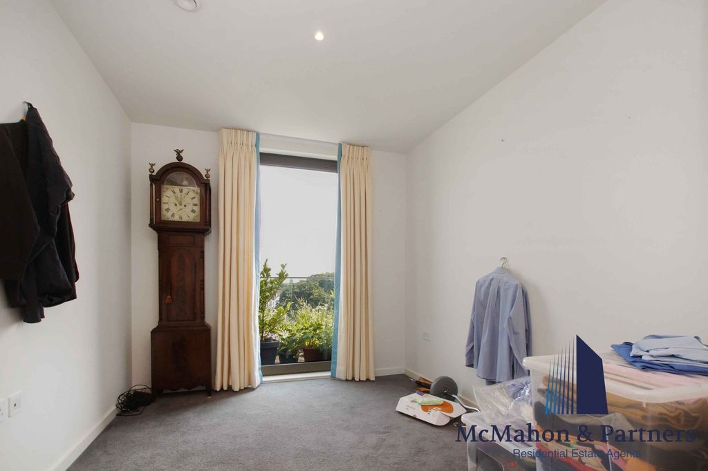 Property photo 3 of 19