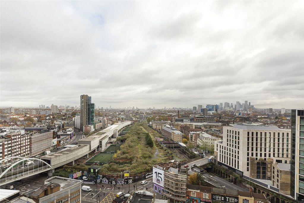 Property photo 2 of 6