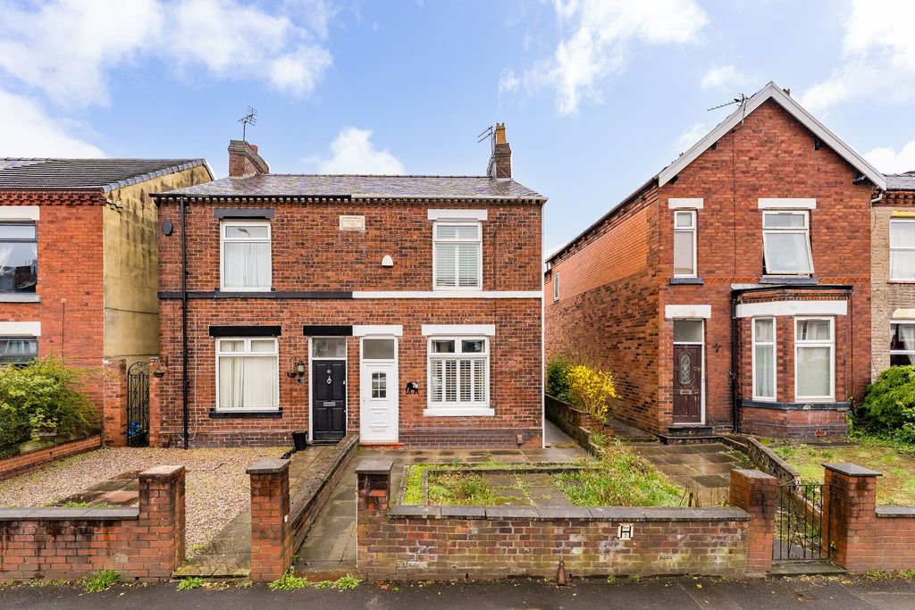 Property photo 1 of 22